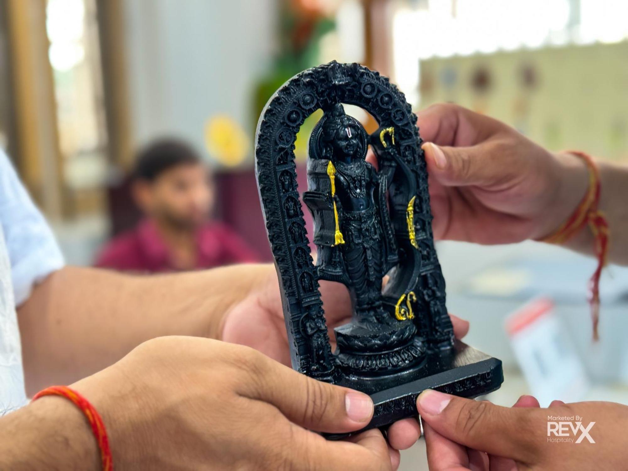Guru Sadan A Luxe Stay Ayodhya Exteriér fotografie